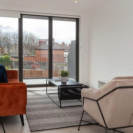 Modern 2 Bedroom Apartment In Wimbledon Londres Exterior foto